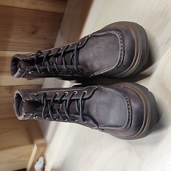 Men's Clark's Dempsey Peak Dark Brown Leather Boot 9.5M - Picture 6 of 8